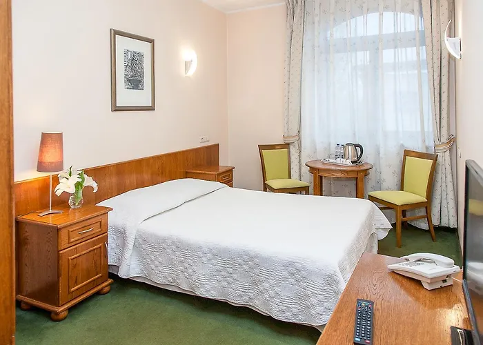 Biala Lilia Old Town B&B 3*