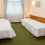 Biala Lilia Old Town B&B 3*