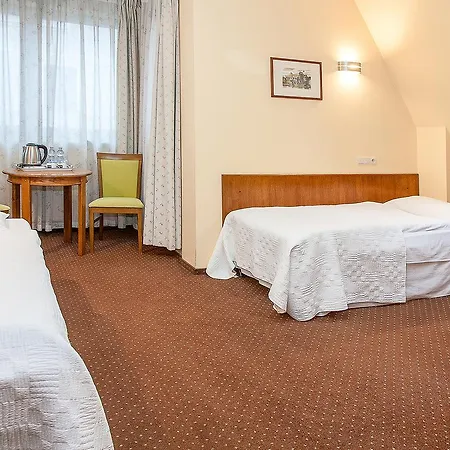 Nocleg ze śniadaniem Biala Lilia Old Town 3*