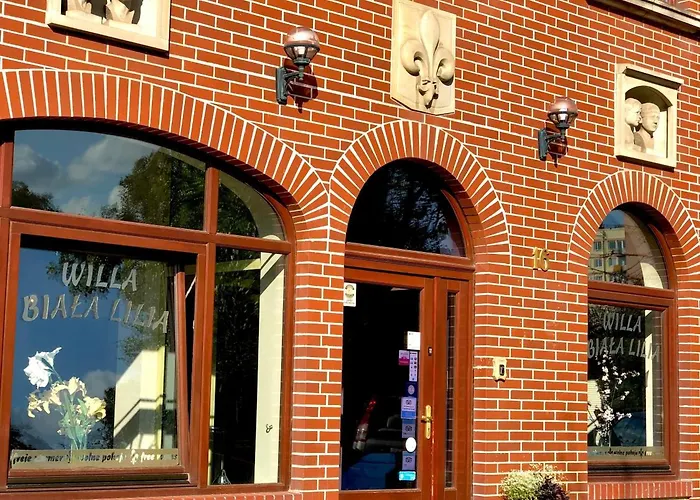 Biala Lilia Old Town 3*