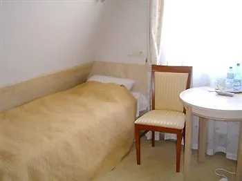 Biala Lilia Old Town 3* Γκντανσκ