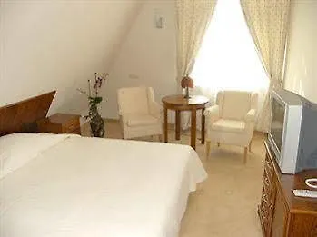 Biala Lilia Old Town 3*