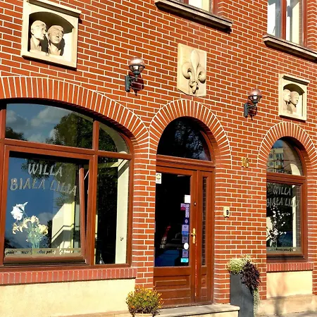 Biala Lilia Old Town 3*